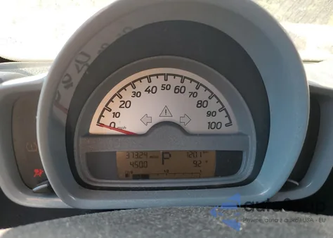 2009 Smart Fortwo Pure z USA, uszkodzony, nr VIN WMEEJ31X29K305891